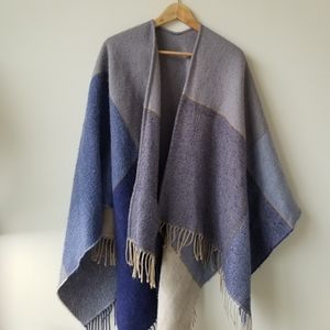 UNIQLO 2-Way Stole Scarf